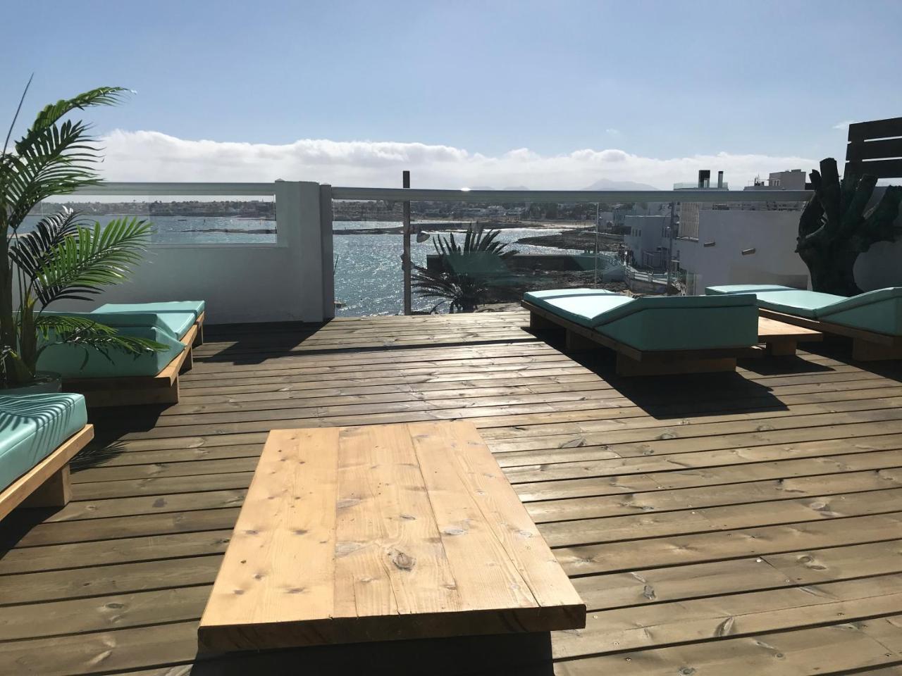Harbour Side Apartment Corralejo Exterior photo